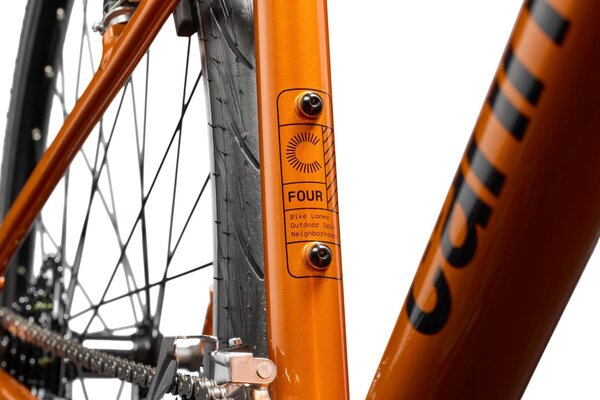 Cannondale Quick 4 Color: Tiger Eye